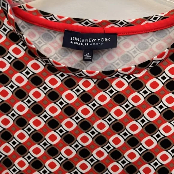 Jones New York Multicolored Stretch Round Neck Tee. Size:  2X.  NWT - Picture 2 of 7